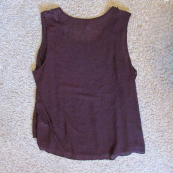 NWOT Vanity XL Burgandy Red Sequin Shoulders Lace Body Chiffon Overlay Tank Top - Picture 2 of 2